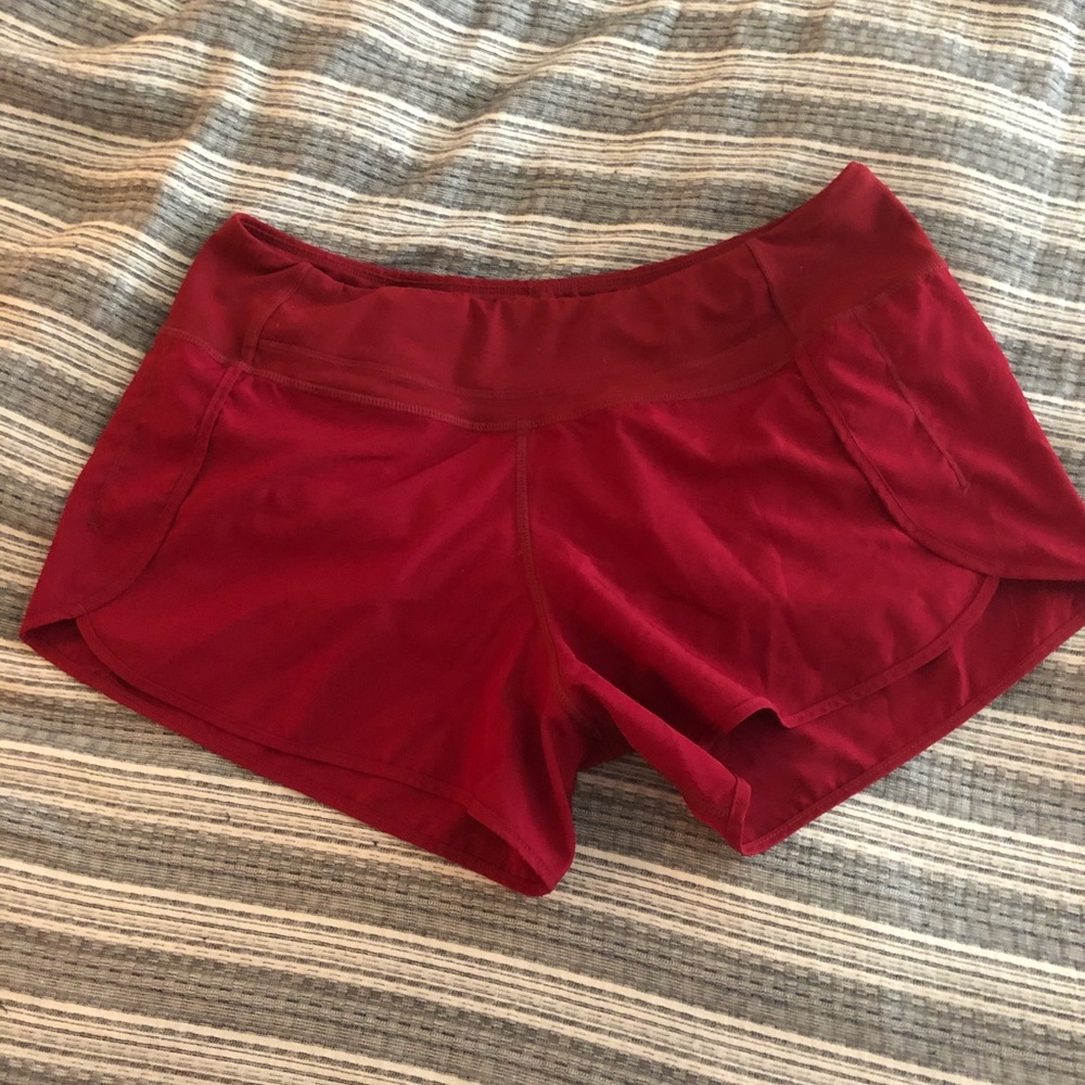 Born primitive “free flow” shorts